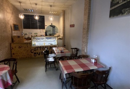 cafe-and-sandwich-shop-in-colne-590730