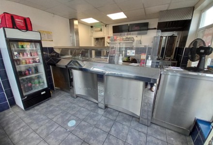 closed-fish-and-chips-takeaway-in-mexborough-590180