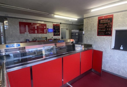 fish-and-chips-shop-in-normanton-590762