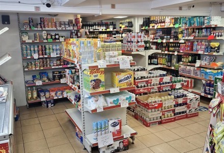 licensed-convenience-store-in-bradford-590803