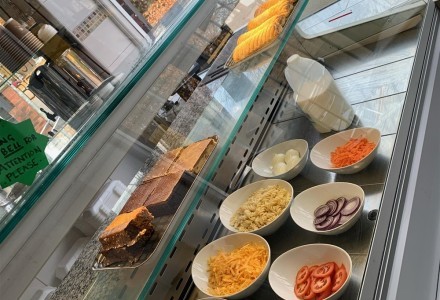 sandwich-bar-and-cafe-in-castleford-590796